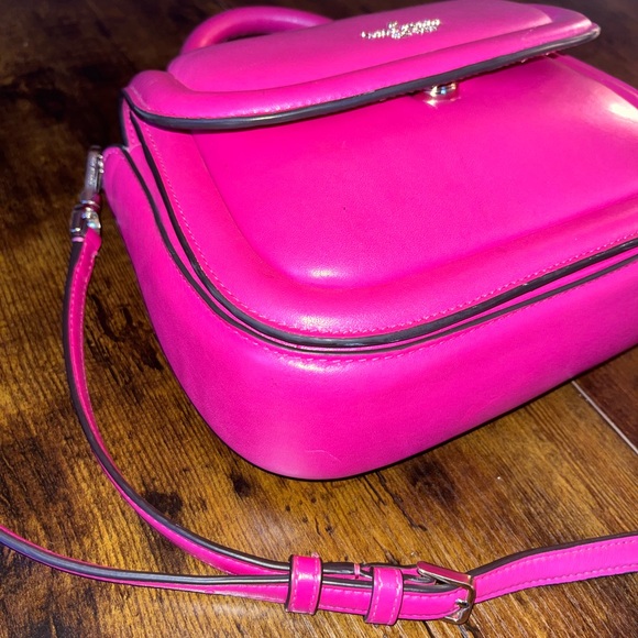 Kate Spade Pink Leather puffy Crossbody Bag - Picture 5 of 15